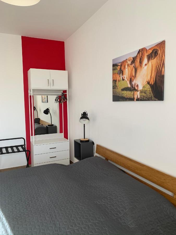 Oeregtoelgy Apartman Szár Eksteriør billede
