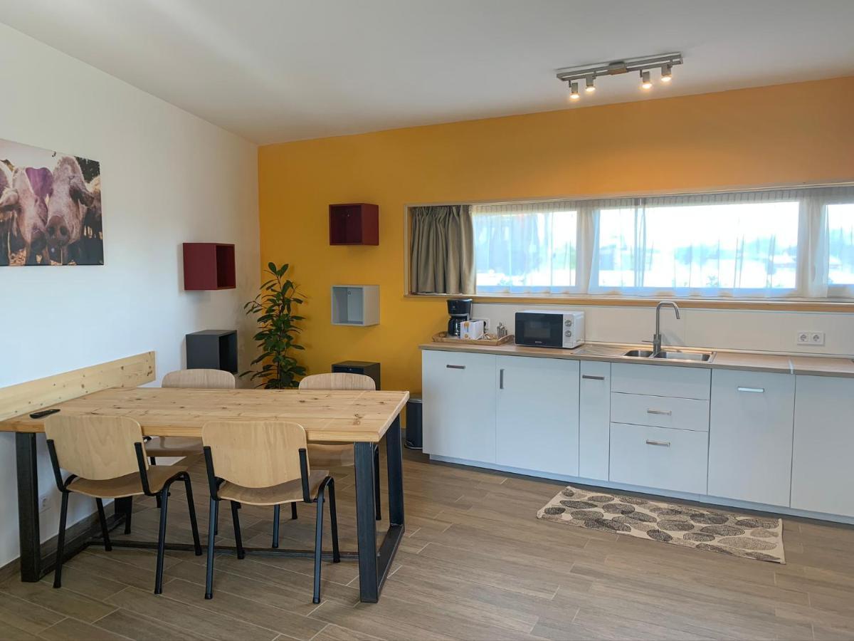 Oeregtoelgy Apartman Szár Eksteriør billede